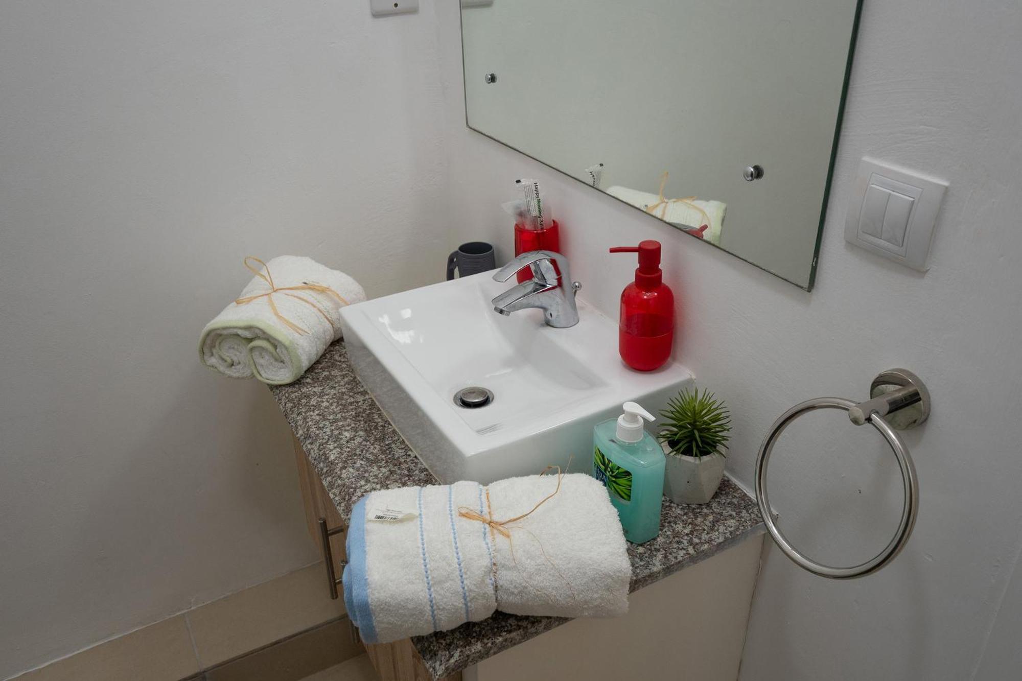 Luxury Beachfront Duplex, Coin De Mire View / 3Bed 캅마를로 외부 사진