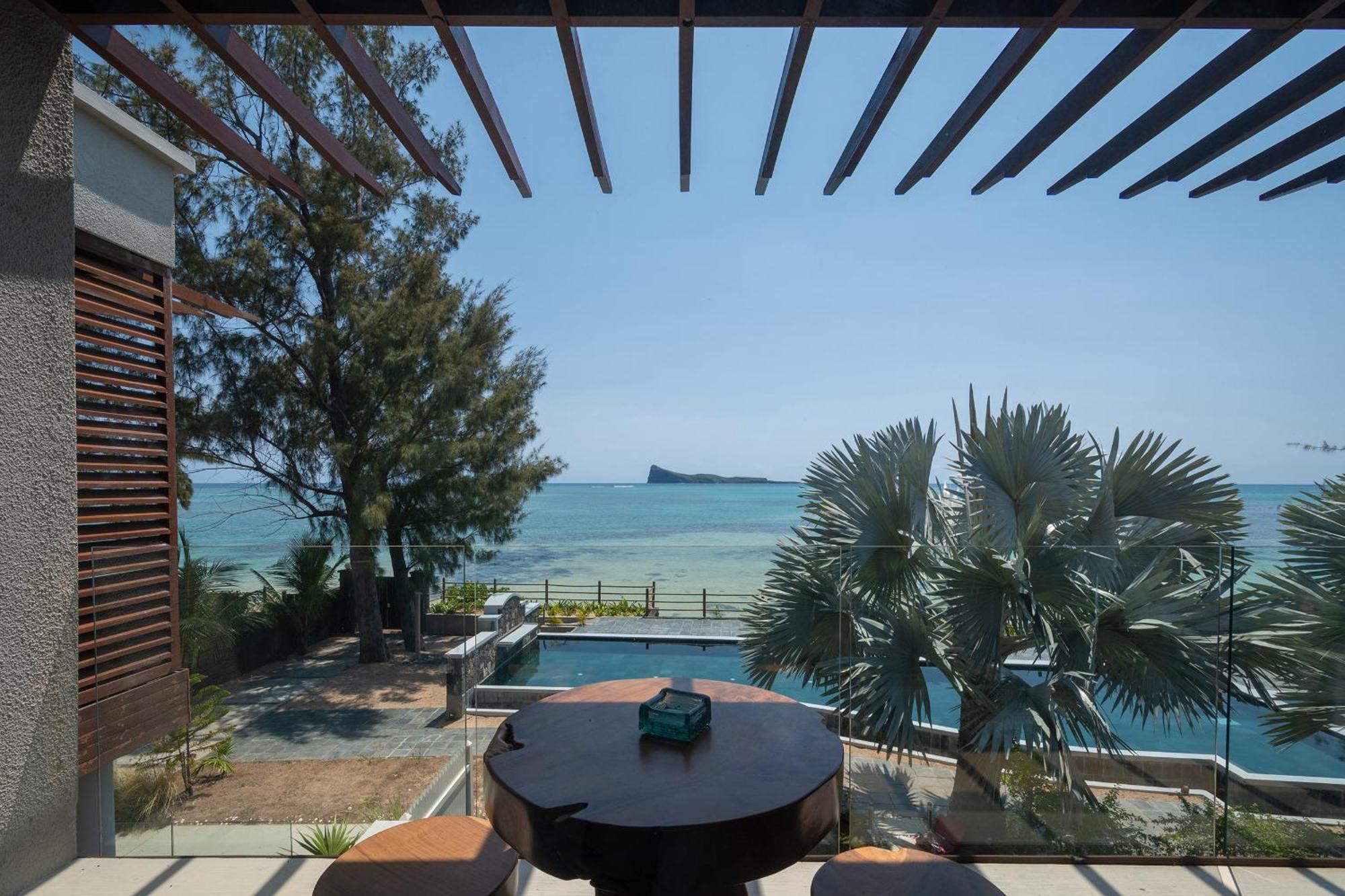 Luxury Beachfront Duplex, Coin De Mire View / 3Bed 캅마를로 외부 사진