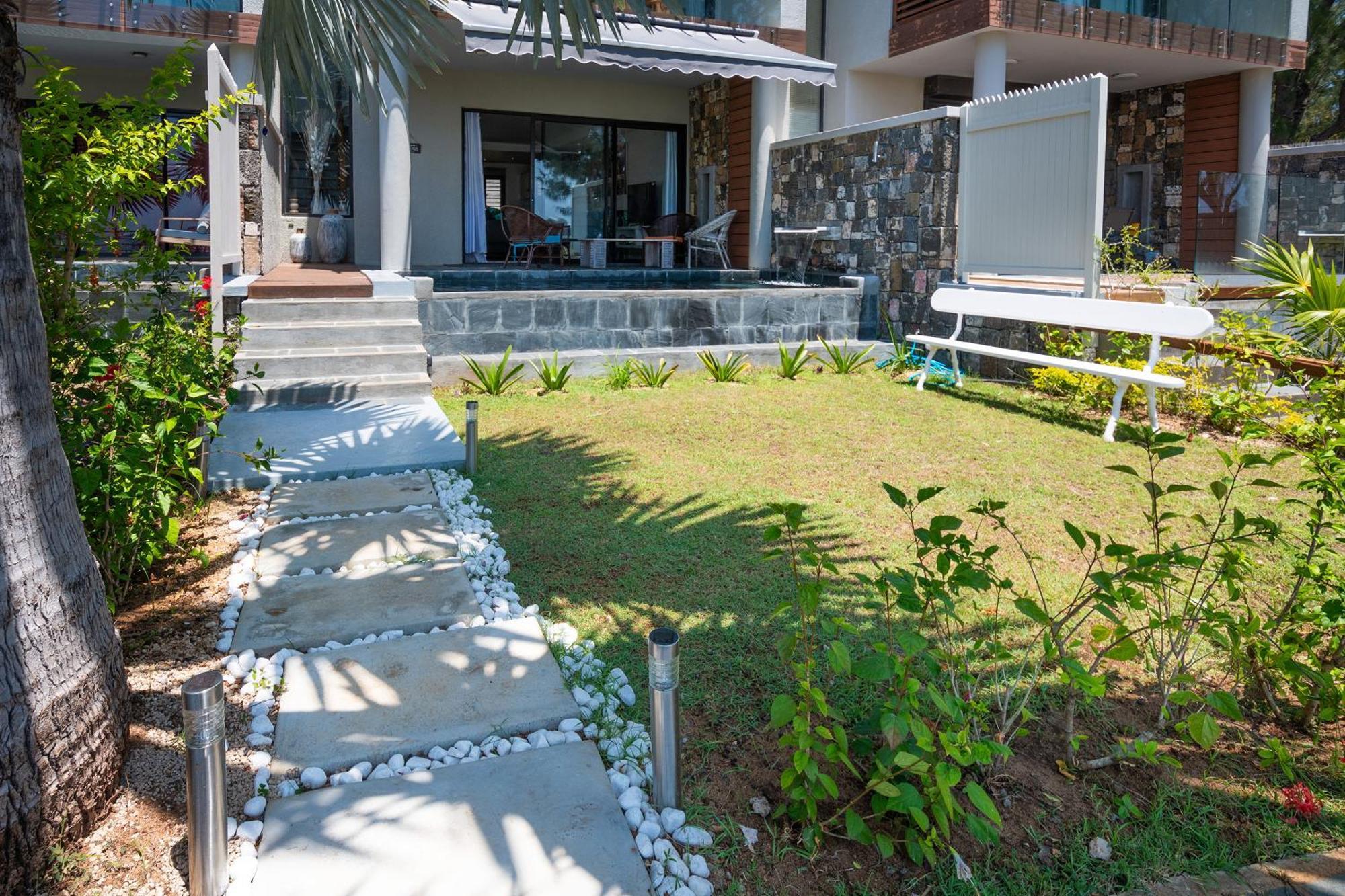 Luxury Beachfront Duplex, Coin De Mire View / 3Bed 캅마를로 외부 사진